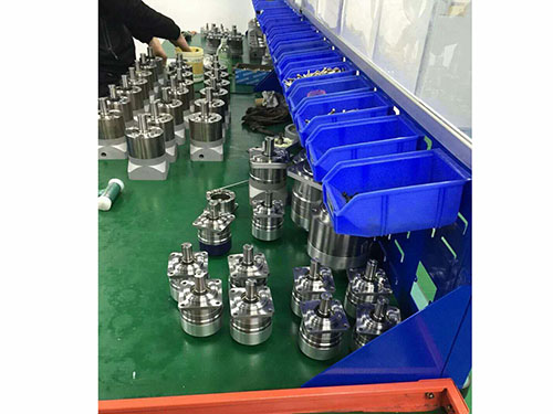 上海權(quán)立生產(chǎn)設(shè)備展示