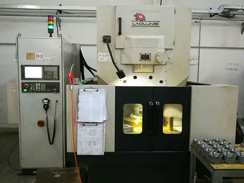 上海權(quán)立行星減速機(jī)生產(chǎn)設(shè)備